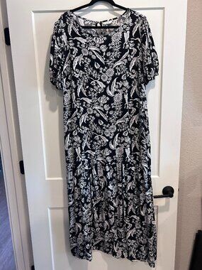 Terra & Sky 2X Black White Botanical Print Tiered Midi Dress Puff Sleeve